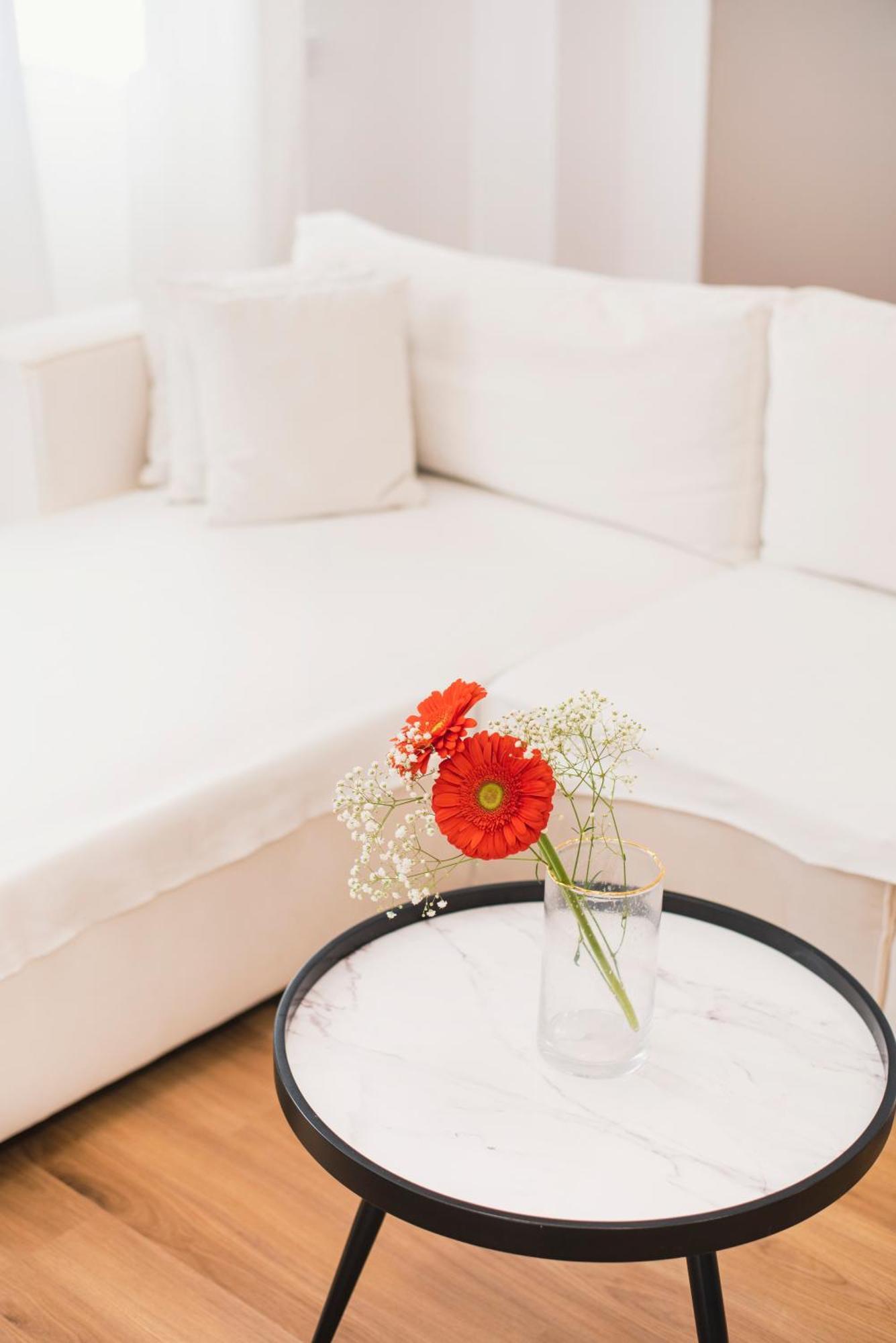 White Harmony, 2 Bedroom Atény