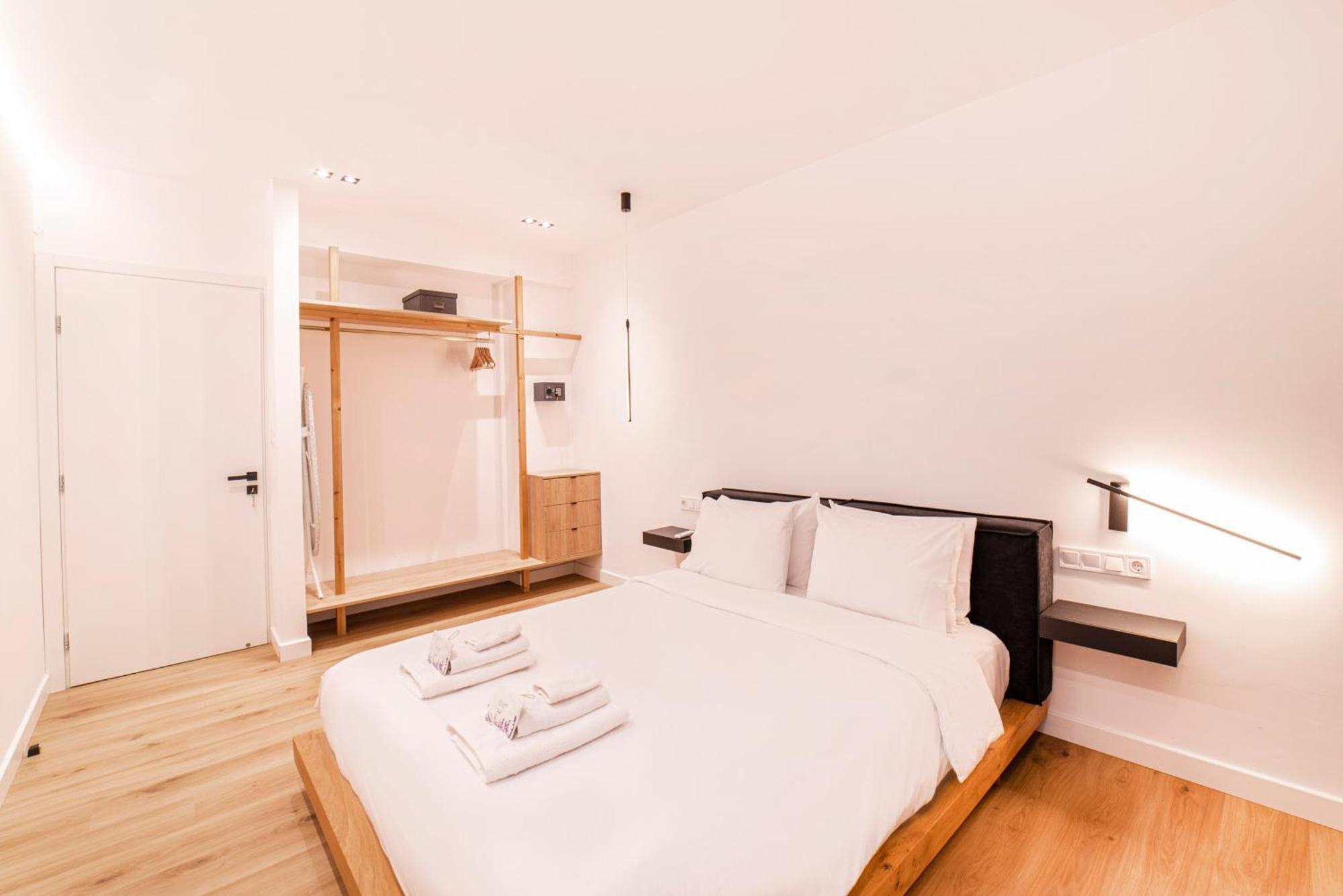 White Harmony, 2 Bedroom * Atény
